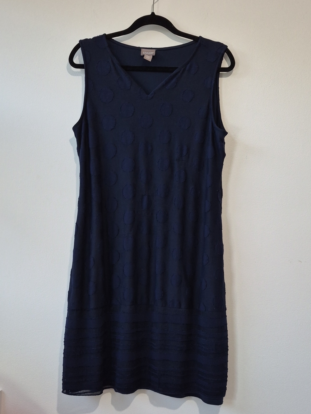 CHICO'S SLEEVELESS NAVY MIDI DRESS